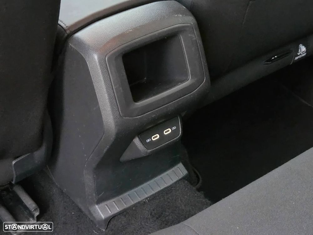 VW T-Cross - 12
