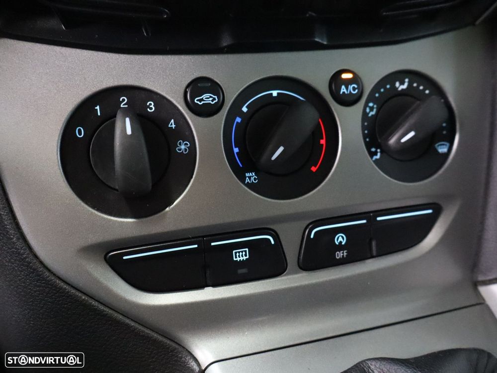 Ford Focus SW 1.0 EcoBoost Business - 14