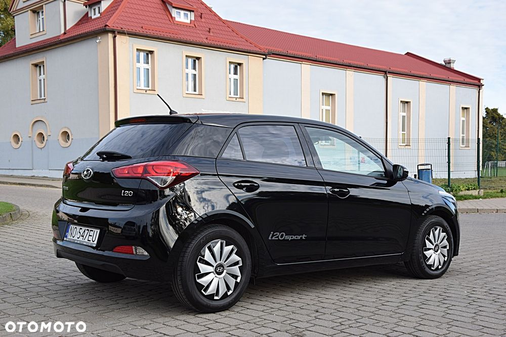 Hyundai i20 1.2 Pure - 7