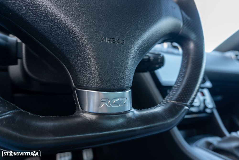 Peugeot RCZ 1.6 THP Onyx - 17