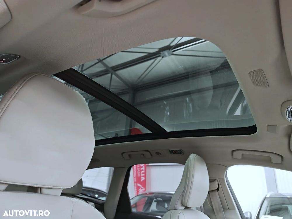 Volvo XC 60 Recharge T8 Twin Engine eAWD Inscription - 27