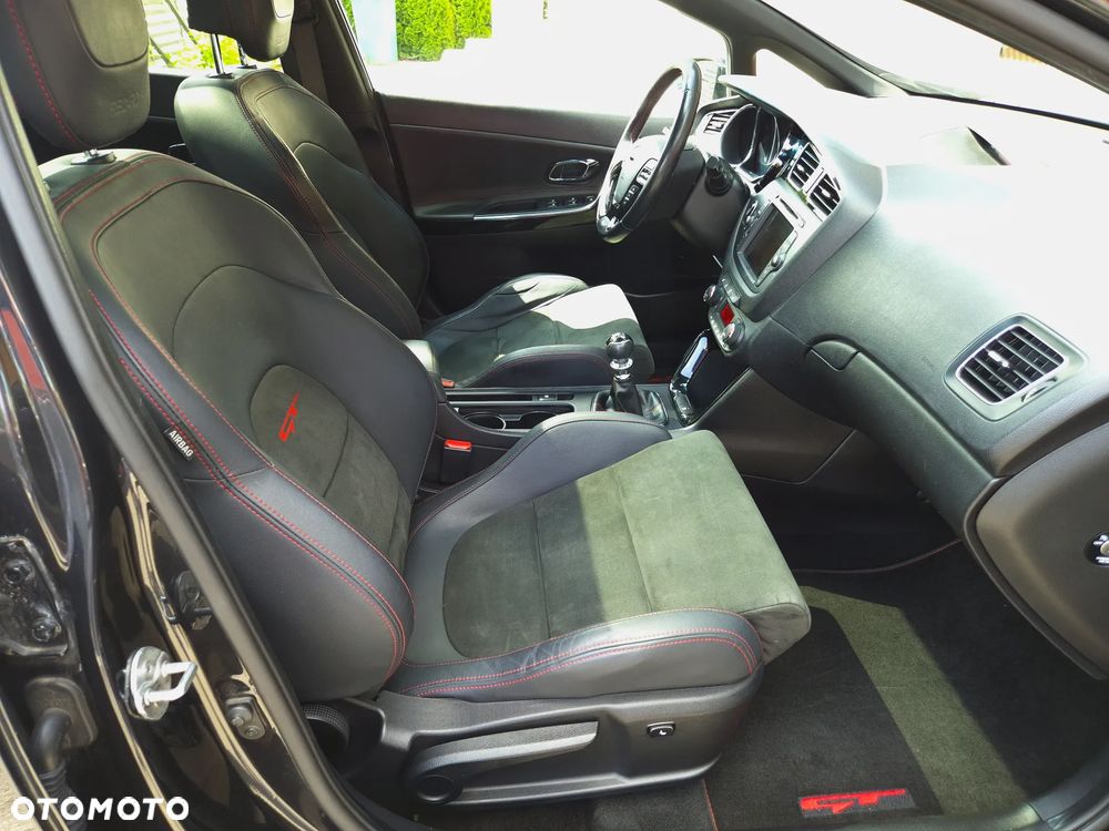 Kia Ceed 1.6 T-GDI GT-Track - 34