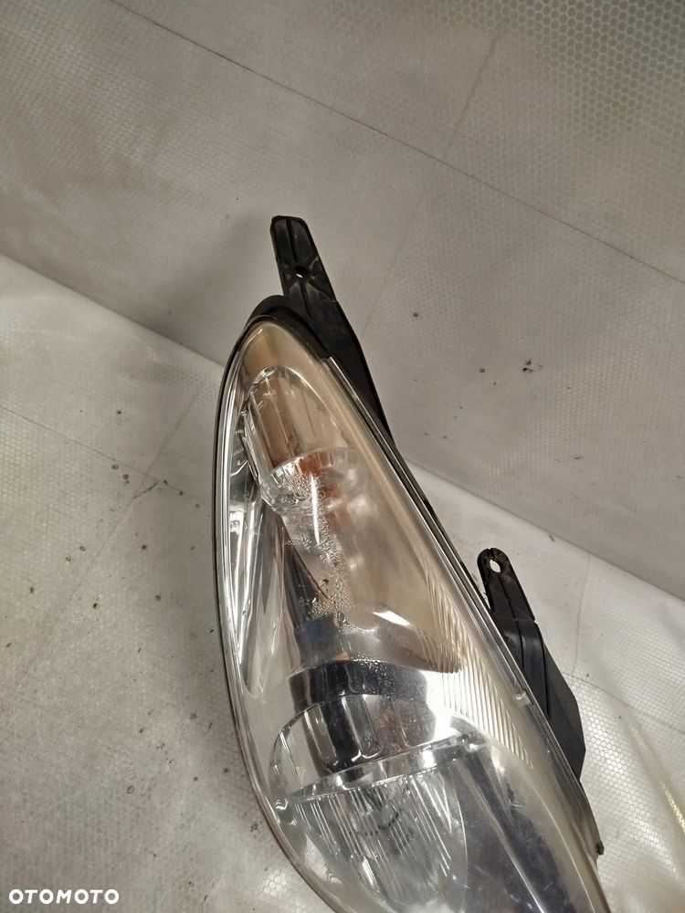 + LAMPA PRZOD PRZEDNIE PRAWA HYUNDAI I20 I 08-12R - 2