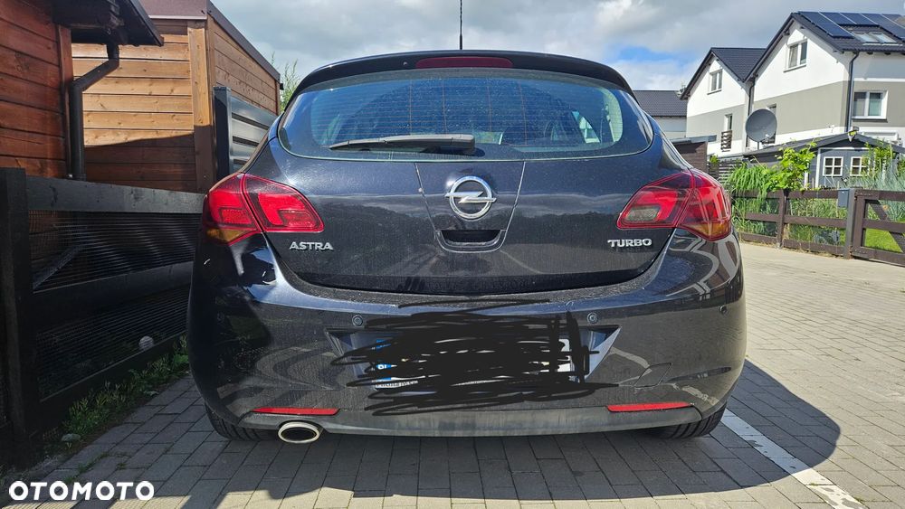 Opel Astra 1.4 T Cosmo - 4