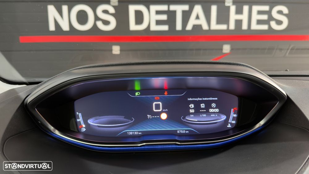 Peugeot 3008 1.2 PureTech Allure J18 - 19