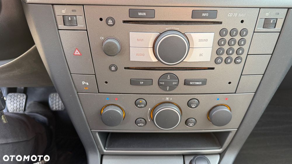 Opel Vectra 1.9 CDTI DPF Cosmo Plus - 20