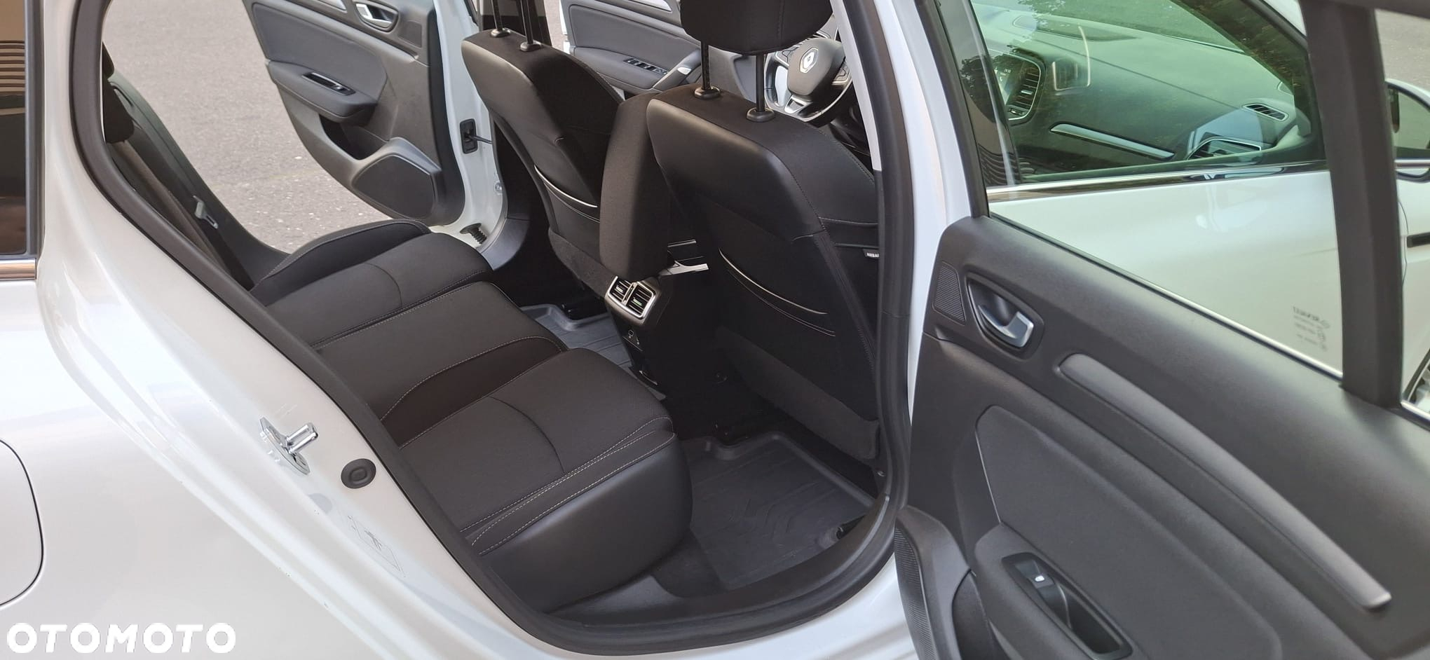 Renault Megane Grandtour BLUE dCi 115 LIMITED - 13