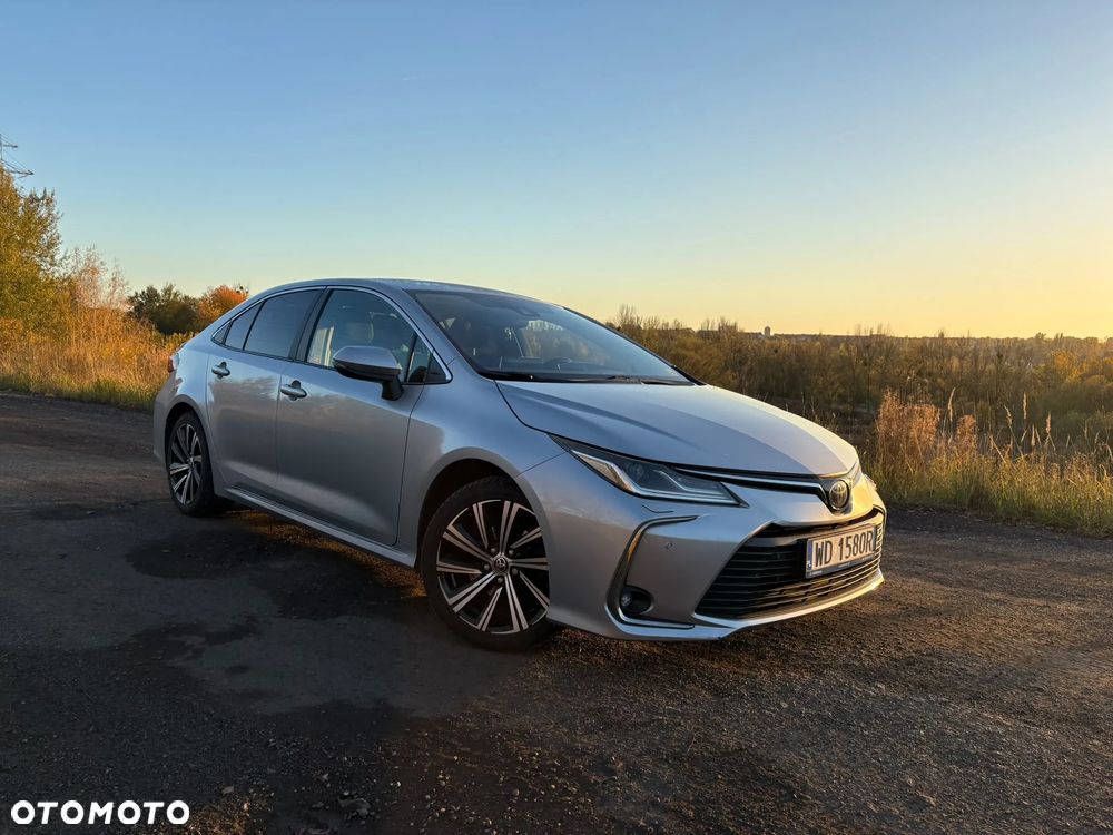 Toyota Corolla - 12