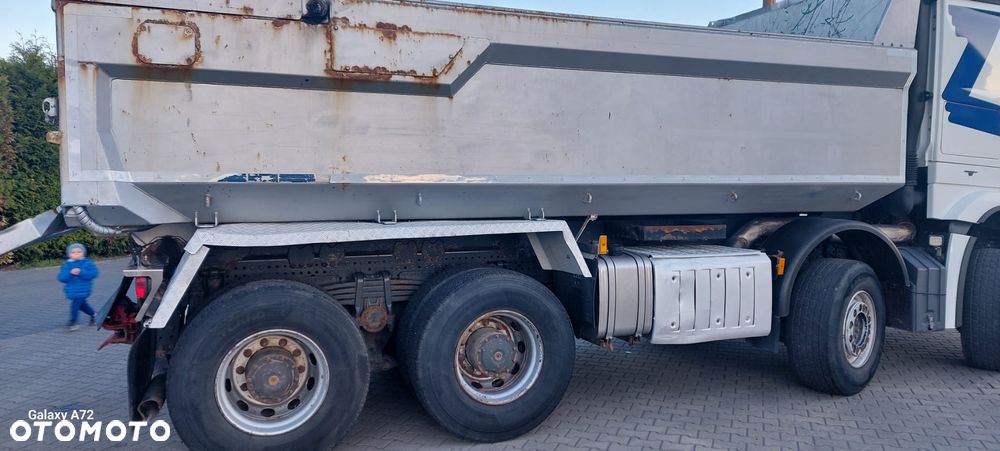 Mercedes-Benz AROCS - 10