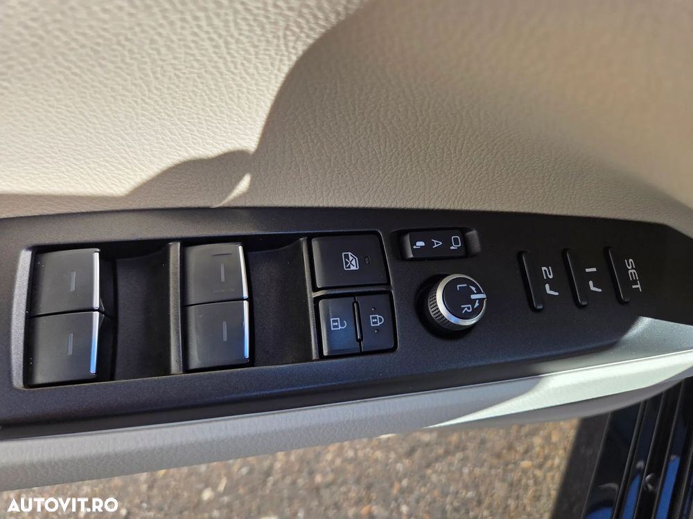 Toyota Camry 2.5 Exclusive - 18