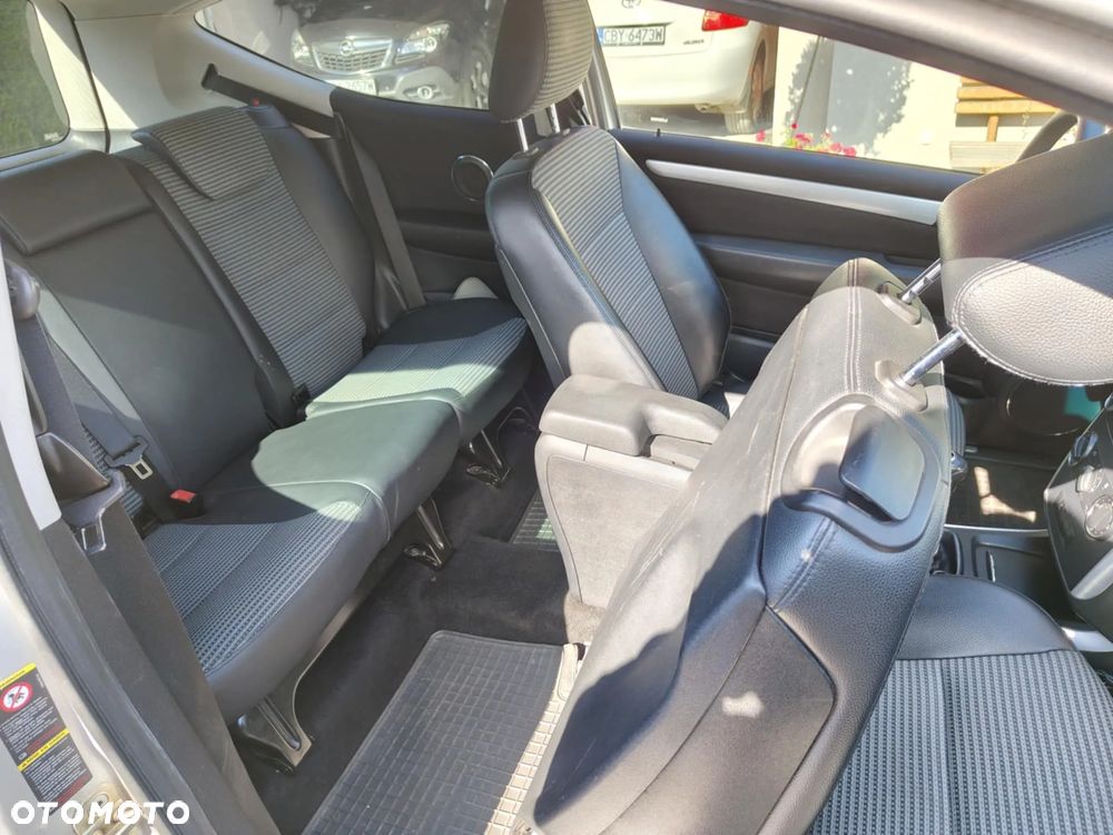 Mercedes-Benz Klasa A 200 CDI Avantgarde - 14