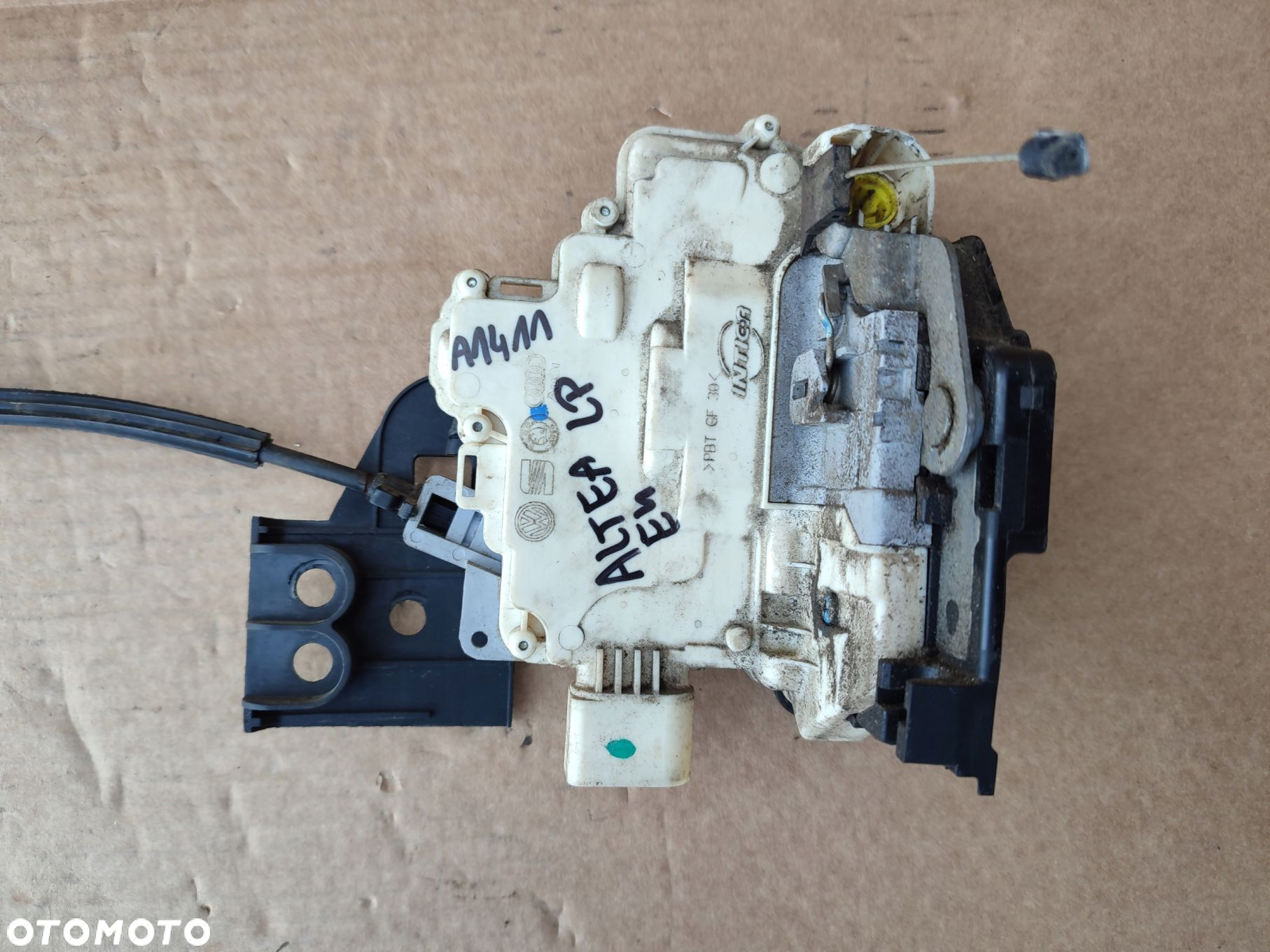 Zamek drzwi lewy przód kierowcy SEAT ALTEA XL EUROPA 9PIN ORYGINAŁ - 2