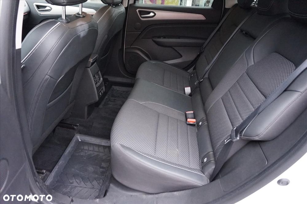 Renault Arkana 1.6 E-TECH Intens MMT - 16