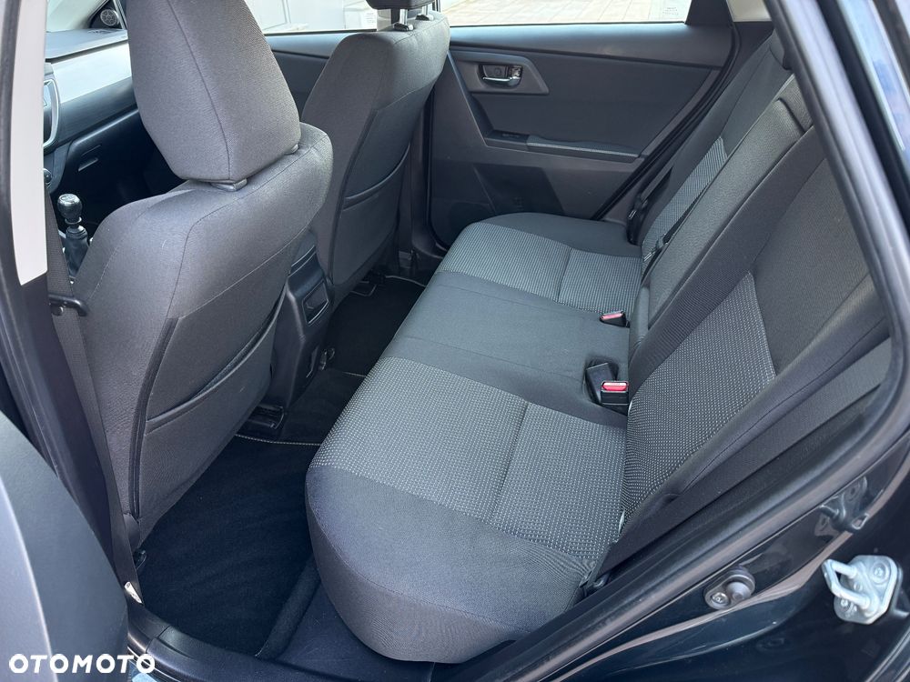 Toyota Auris 1.6 Life+ - 23