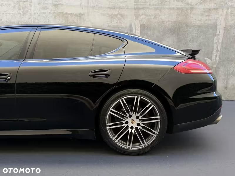 Porsche Panamera 4 PDK - 10