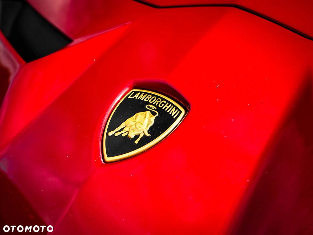 Lamborghini Aventador SVJ - 8