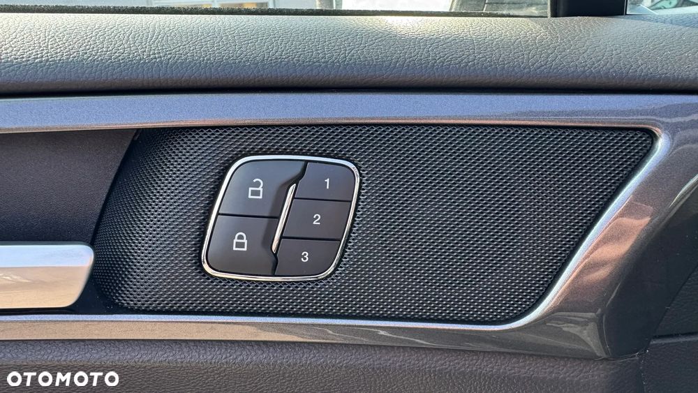 Ford Mondeo 2.0 EcoBlue Titanium - 17
