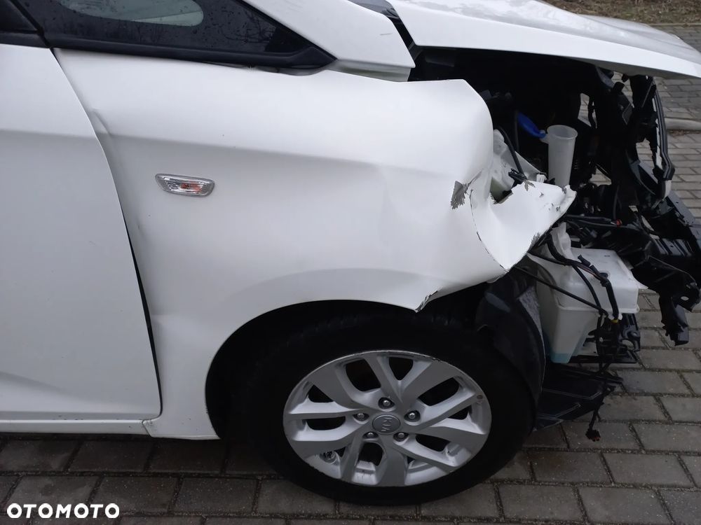 Kia Carens 1.6 GDI Business Line EU6 - 21