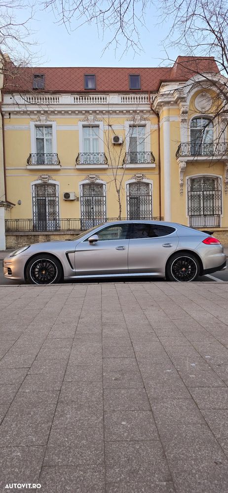 Porsche Panamera 3.0 PDK 4S - 31