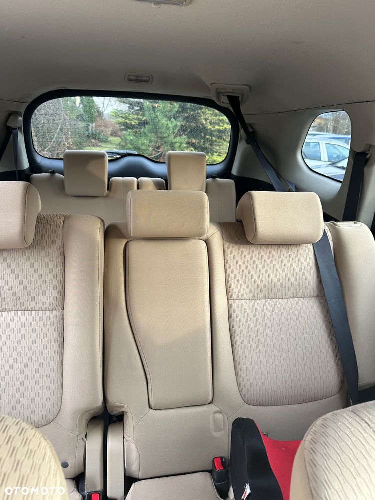 Mitsubishi Outlander 2.0 Intense + CVT - 14