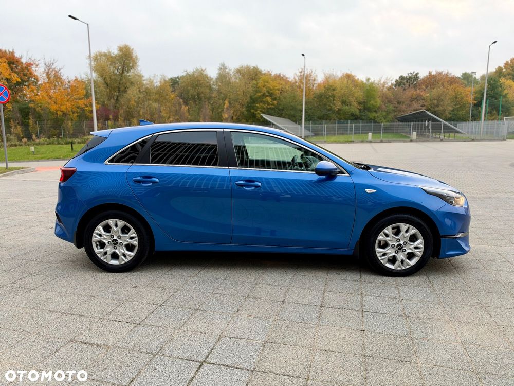 Kia Ceed 1.5 T-GDI M - 10