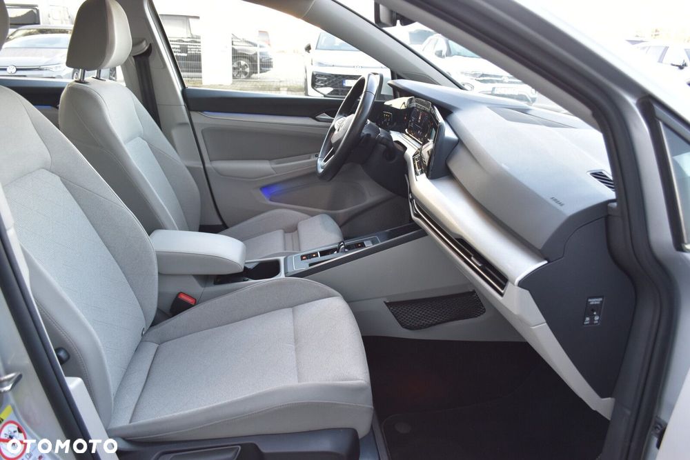 Volkswagen Golf Variant - 33