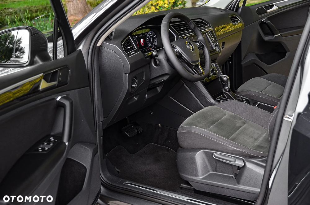 Volkswagen Tiguan - 26