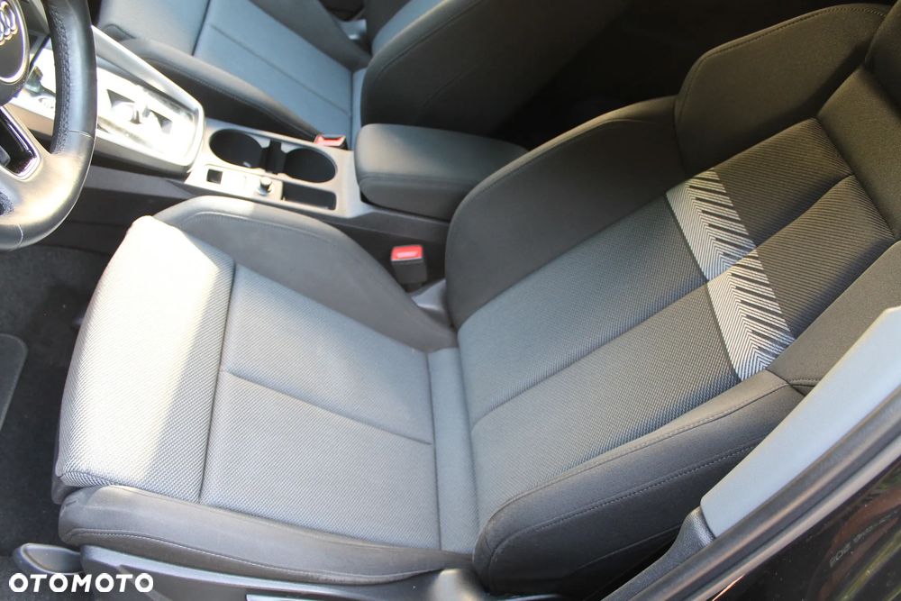 Audi A3 Sportback 1.4 TFSI e-tron Sport S tronic - 36