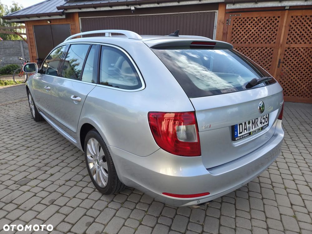 Skoda Superb 1.8 TSI DSG Exclusive - 16