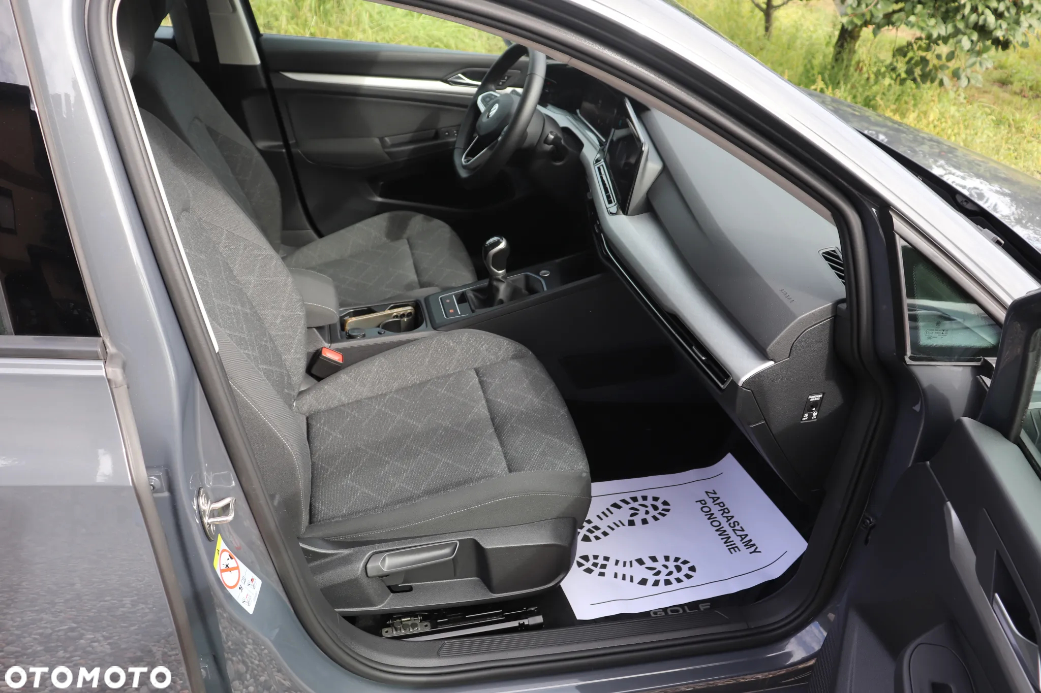 Volkswagen Golf VIII 2.0 TDI Life Plus - 26