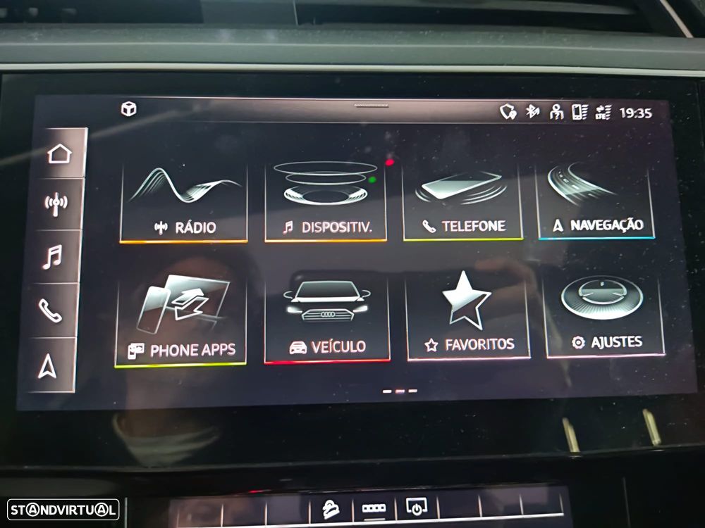 Audi e-tron 50 quattro - 11
