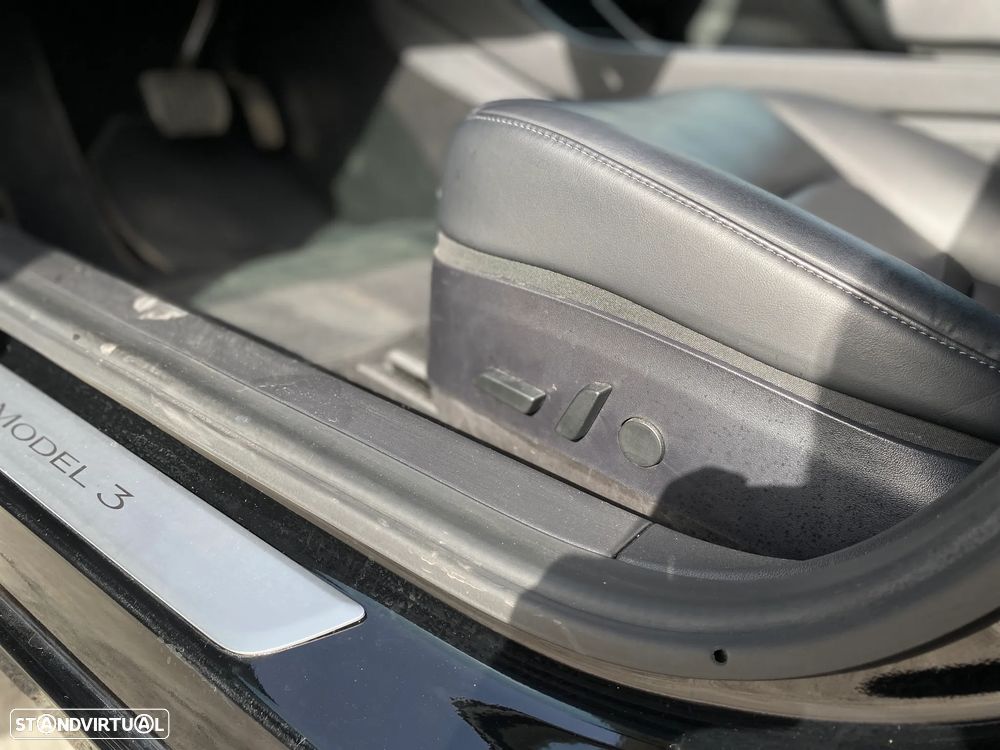 Tesla Model 3 Long Range AWD Dual Motor - 21