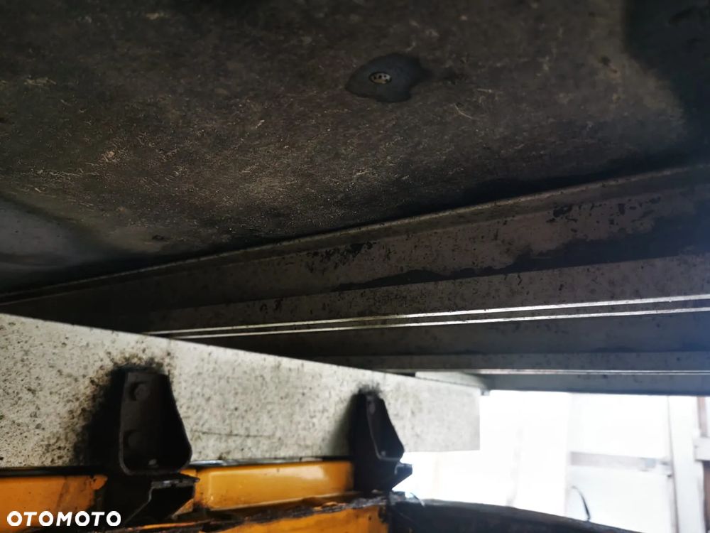 Ford TRANSIT 350L - 12
