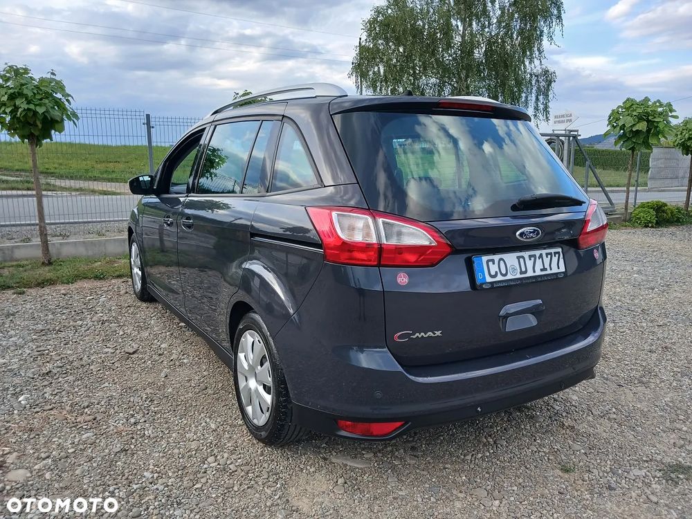 Ford Grand C-MAX - 5