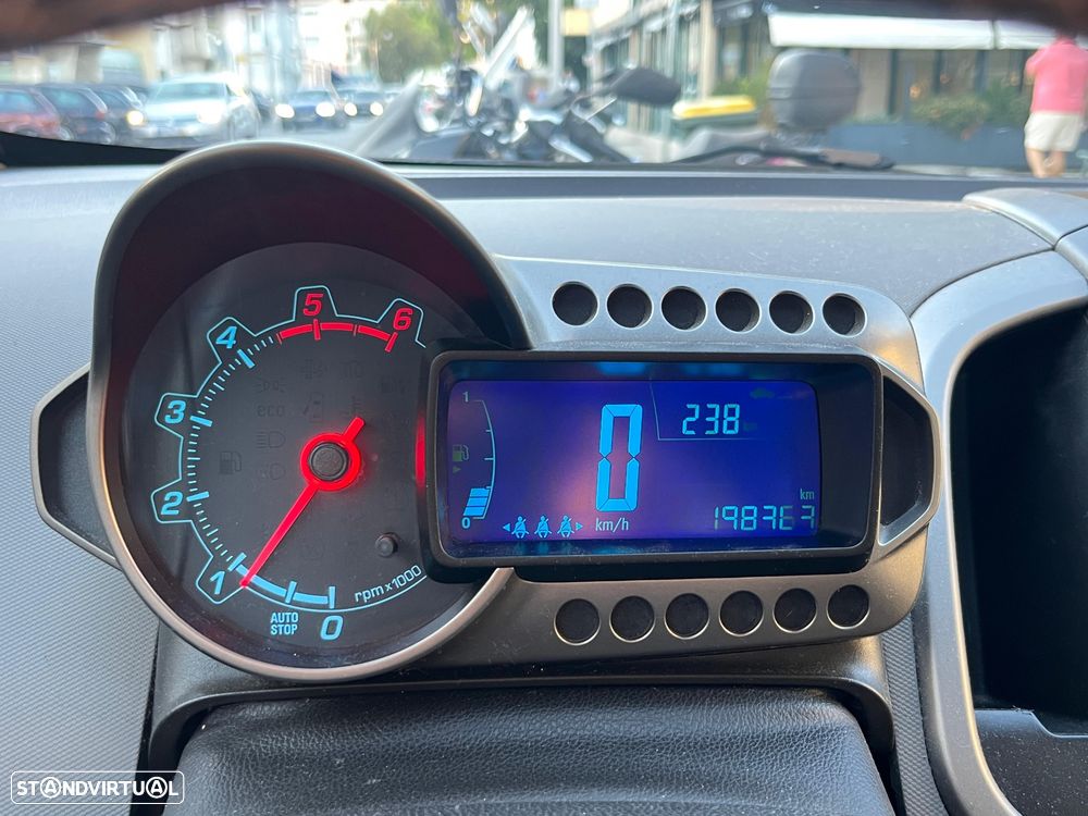 Chevrolet Aveo 1.3 VCDi LT - 4