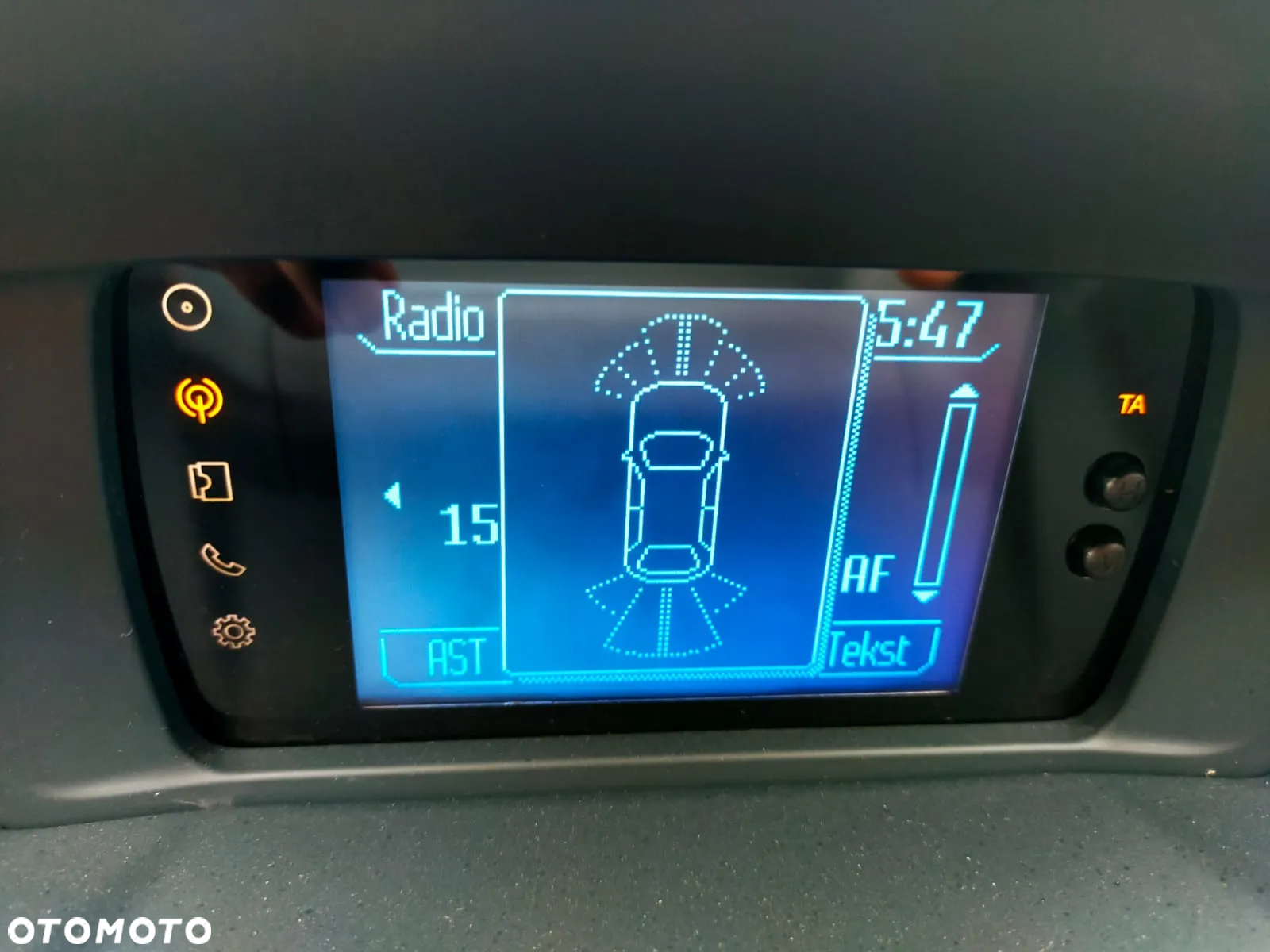 Ford C-MAX 1.6 EcoBoost Start-Stop-System Champions Edition - 27