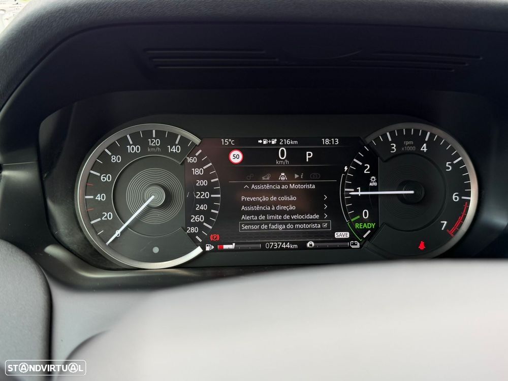 Land Rover Discovery Sport P300e Dynamic SE - 38