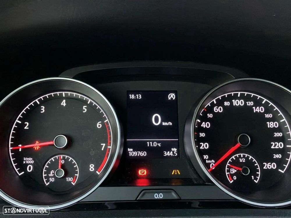 VW Golf 1.0 TSI Confortline - 11