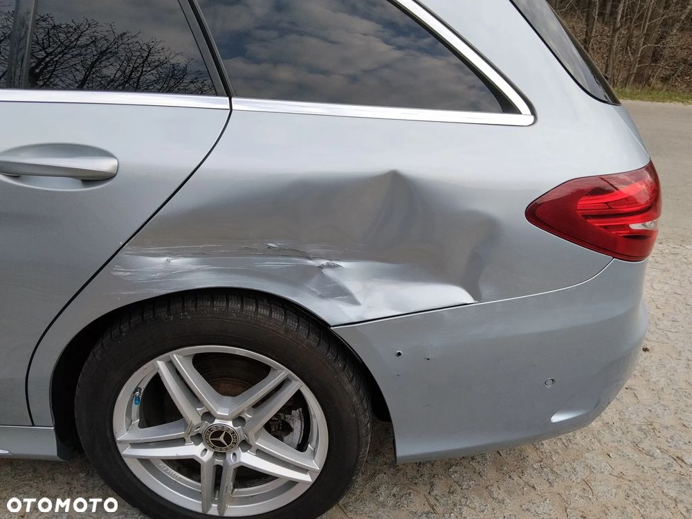 Mercedes-Benz Klasa C 220 (BlueTEC) d 7G-TRONIC - 25