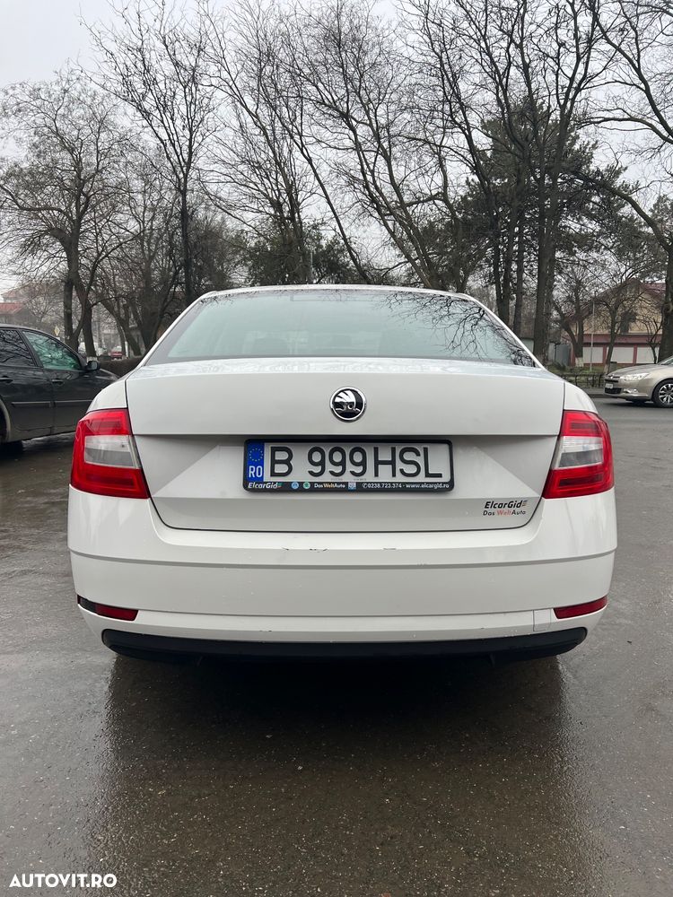 Skoda Octavia - 8