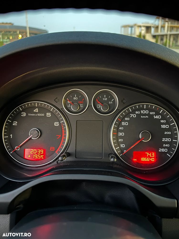 Audi A3 1.6 MPI Attraction - 14