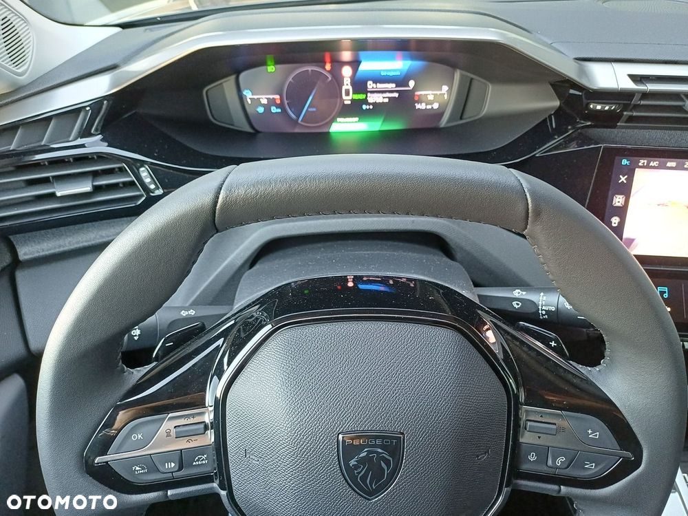 Peugeot 408 - 29