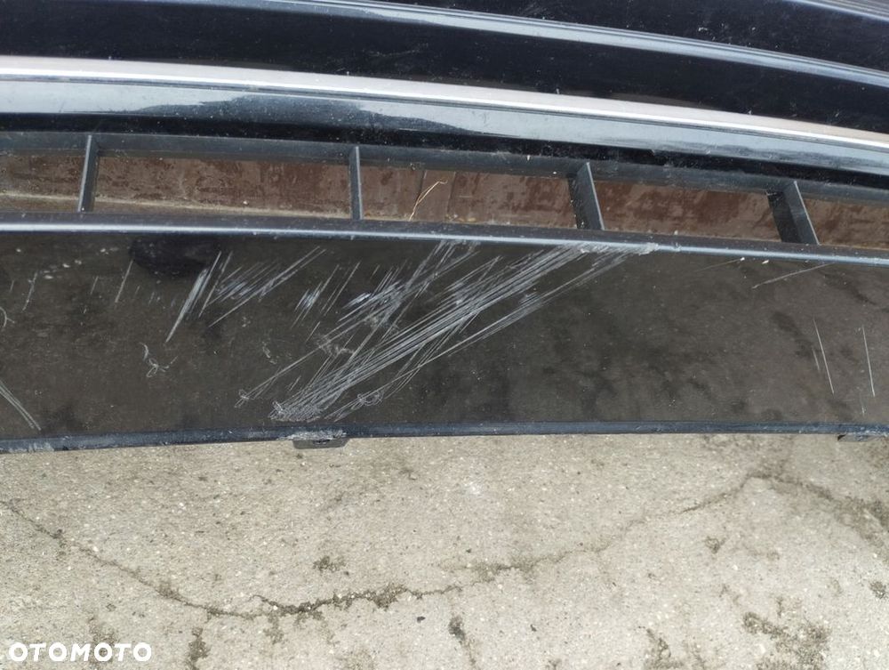 Zderzak przód Audi A7 II 4K8 ZWYKŁY - 4