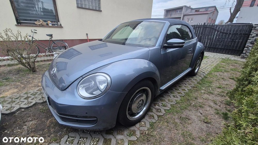 Volkswagen New Beetle - 2