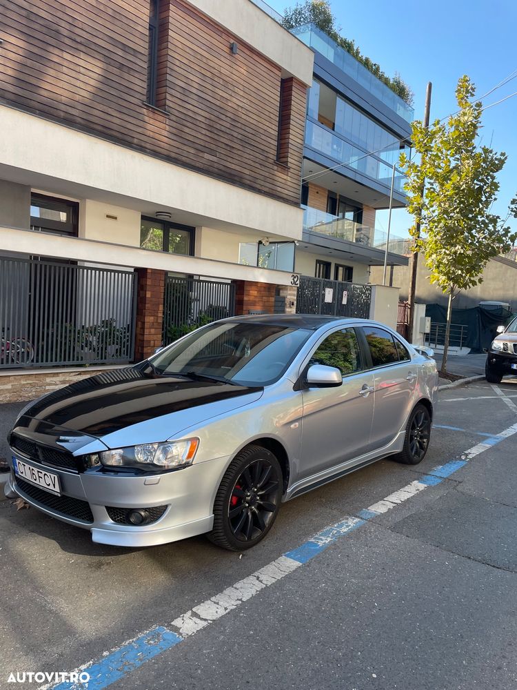 Mitsubishi Lancer 1.8 Instyle Aut - 2