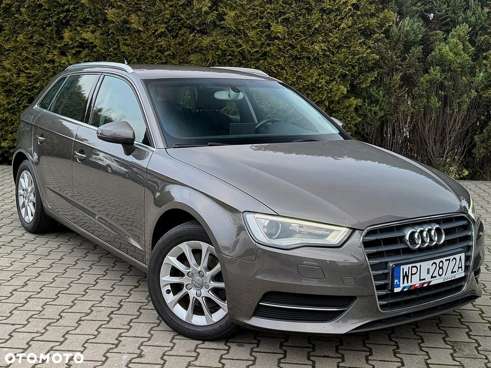 Audi A3 Sportback 1.4 TFSI Attraction - 2