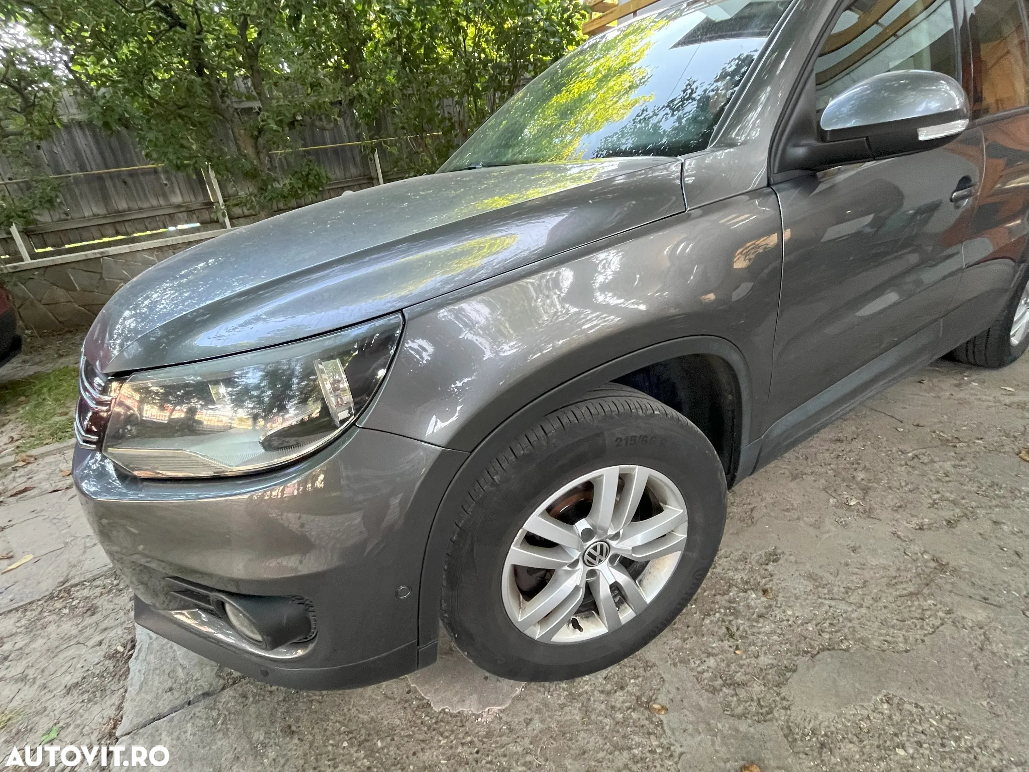 Volkswagen Tiguan 2.0 TDI 4Motion Trend & Fun - 5