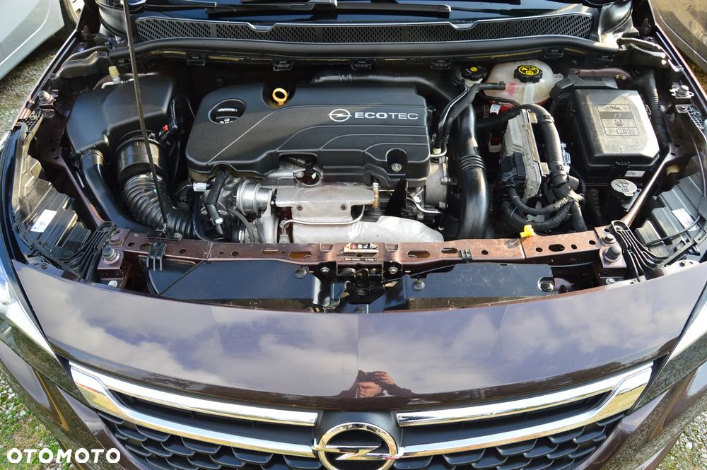 Opel Astra V 1.4 T Dynamic S&S - 8