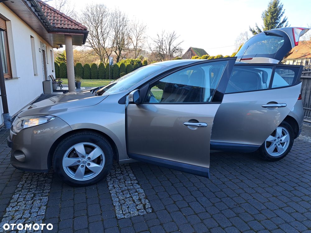 Renault Megane 1.6 16V 110 Dynamique - 30