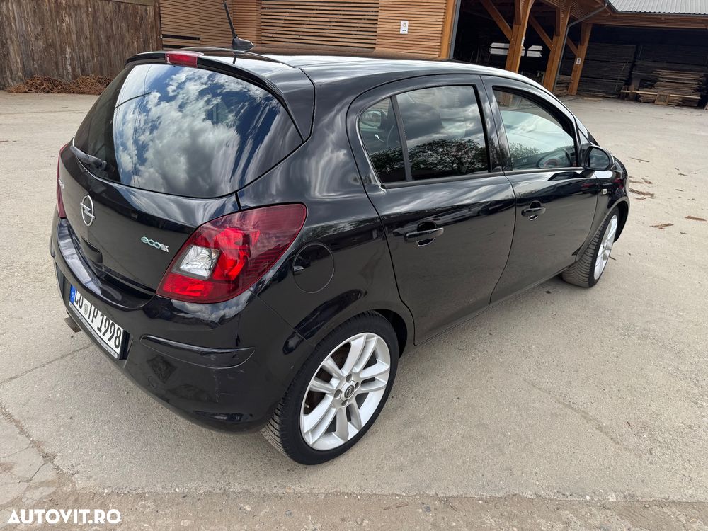 Opel Corsa 1.4 Cosmo - 3